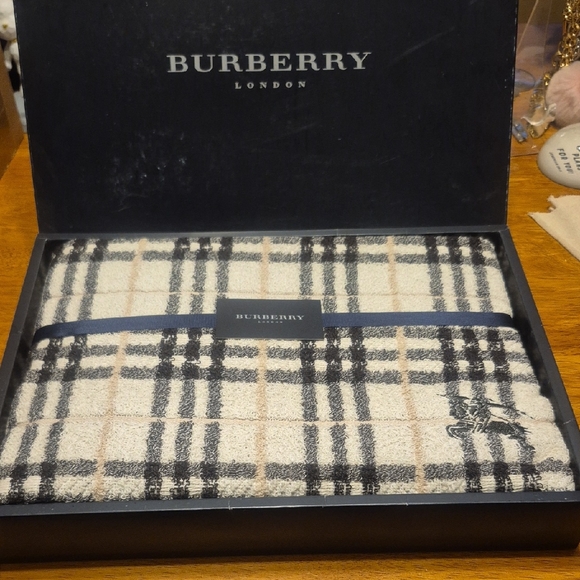 Burberry Other - NEW Burberry Towel